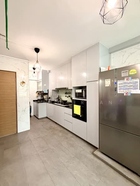 Additional image 3 of 864 Tampines Street 83