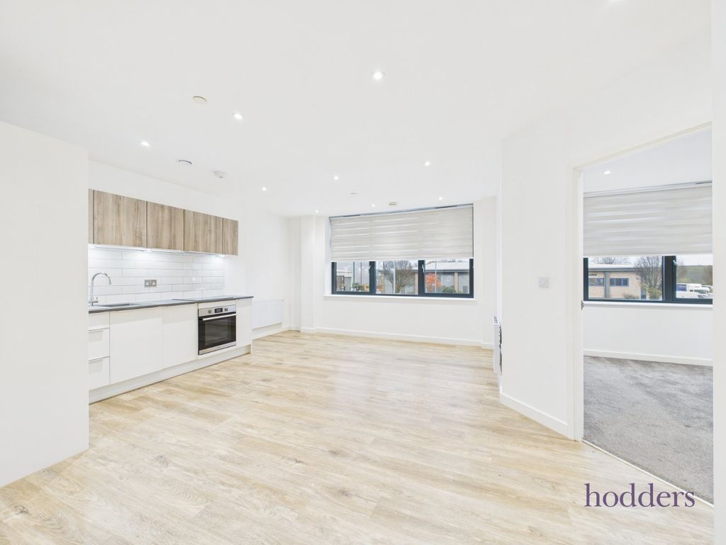1 bed flat to rentLondon Road, Staines-Upon-Thames, Surrey TW18