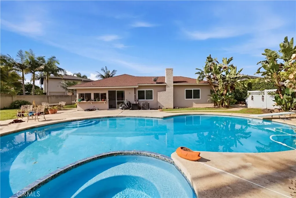 525 Hunt Drive, Placentia, CA 92870