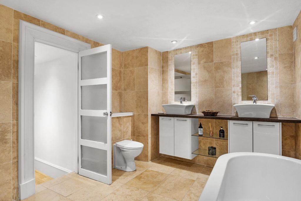 Additional image 20 of 3 bed flat to rentVictoria Circus, Dowanhill, Glasgow G12