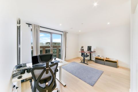 Pendant Court, Royal Wharf, London E16