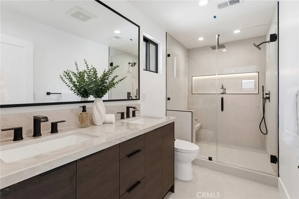Additional image 21 of 23463 Sylvan Street, Woodland Hills, CA 91367