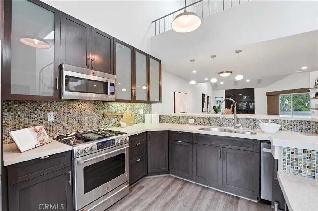Additional image 20 of 19401 Sunray Lane Unit 204, Huntington Beach, CA 92648