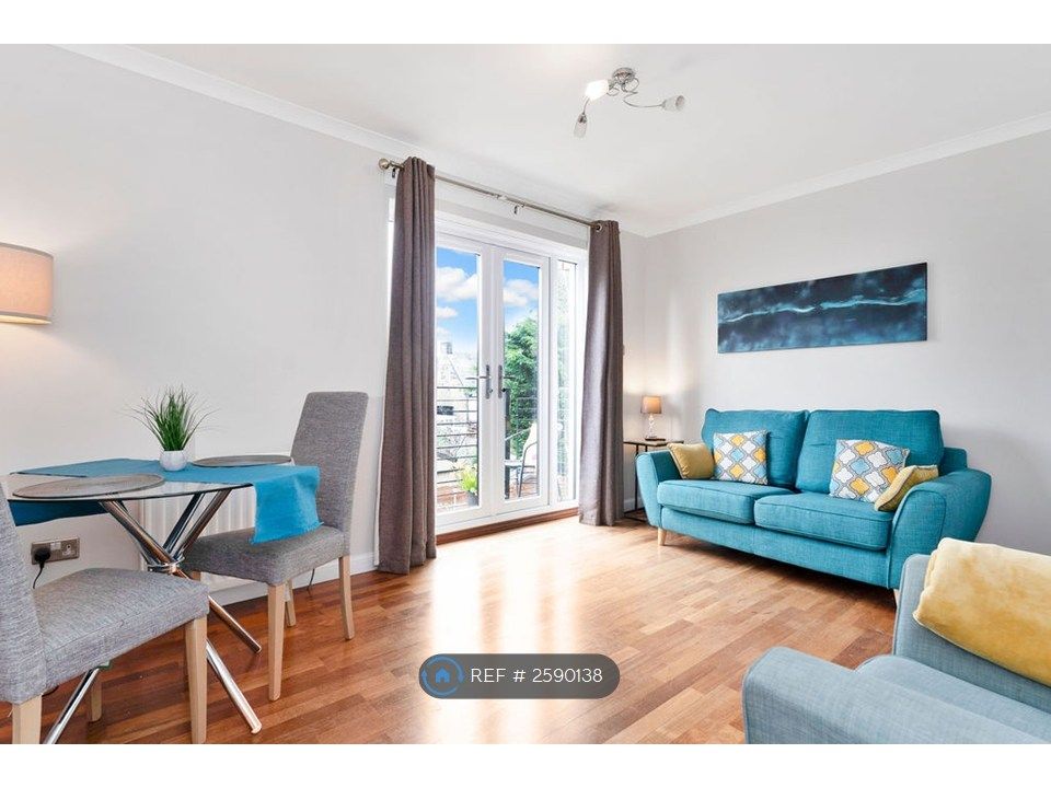 2 bed flat to rentAllan Court, Grangemouth FK3