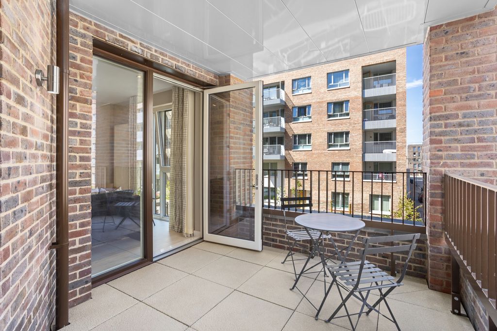 Additional image 8 of 1 bed flat to rentFielders Crescent, Barking IG11