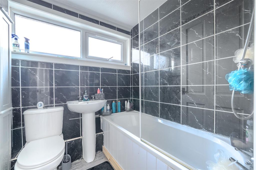Additional image 10 of 3 bed end terrace house for sale2 Callercove Way, Eyemouth TD14