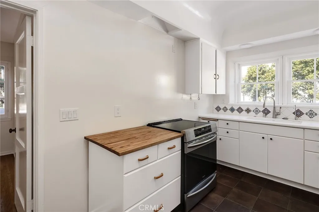 Additional image 23 of 704 Elvira Avenue, Redondo Beach, CA 90277
