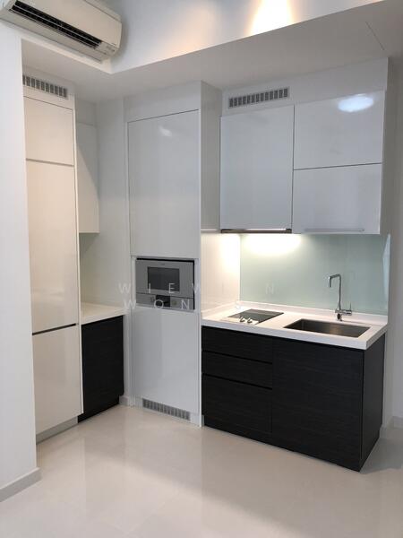 70 Shenton Way photo 3