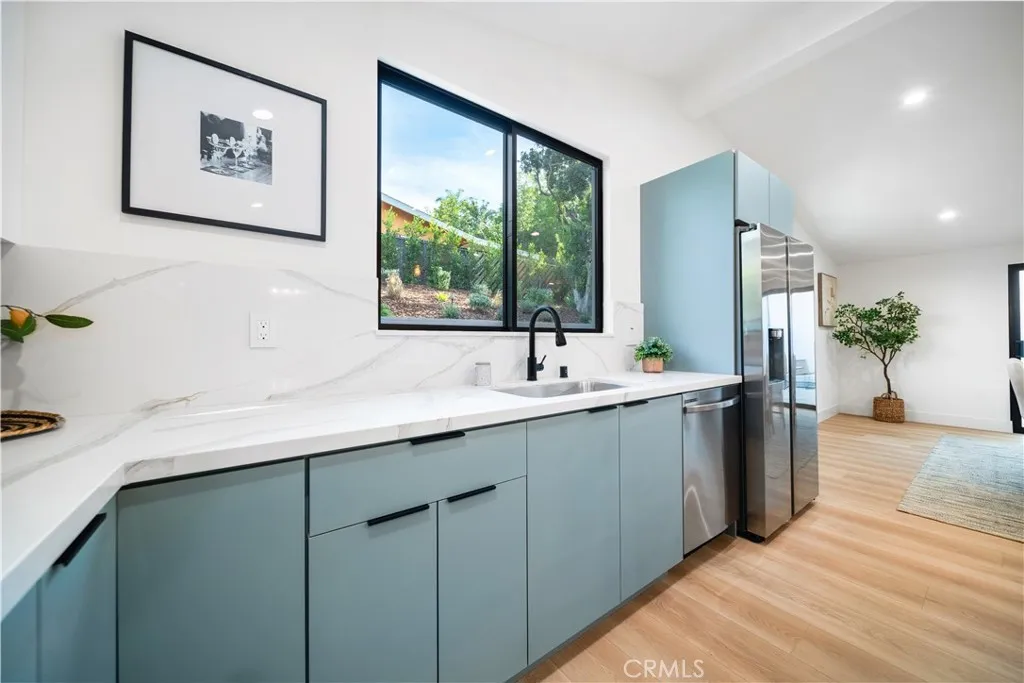 Additional image 122 of 5623 Oso Ave, Woodland Hills, CA 91367
