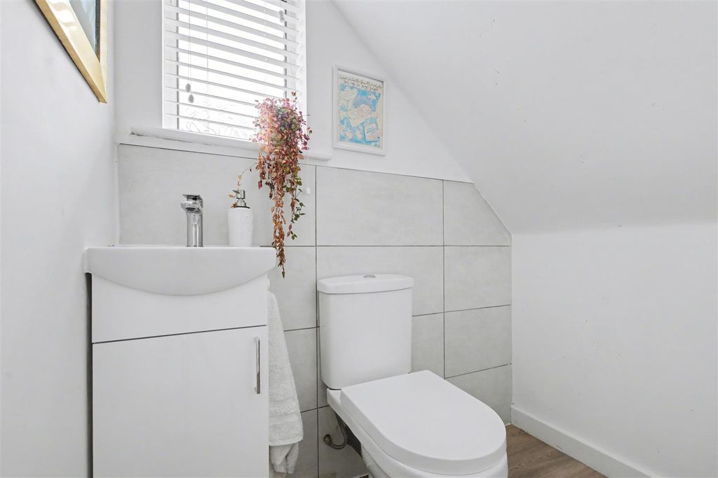 Additional image 13 of 3 bed end terrace house for saleMarlborough Road, Beeston, Nottingham NG9