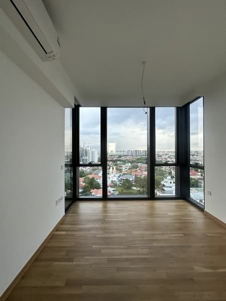 79 Meyer Road photo 3
