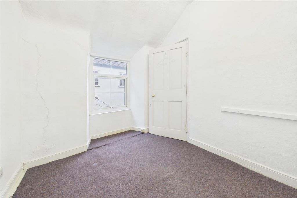 Additional image 21 of 2 bed semi-detached house for saleWaters Lane, Westbury-On-Trym, Bristol BS9