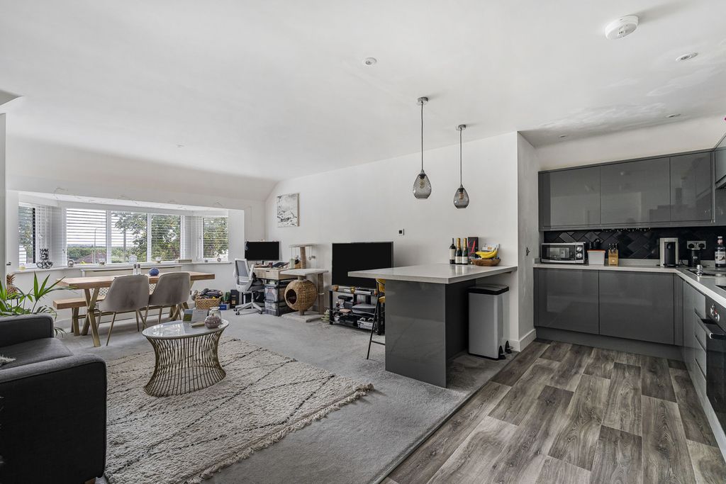 Additional image 2 of 2 bed flat for saleThe Avenue, Oxford OX1