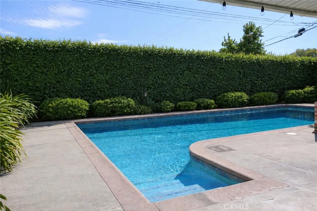 204 E Kelby St, Covina, CA 91723 photo 3