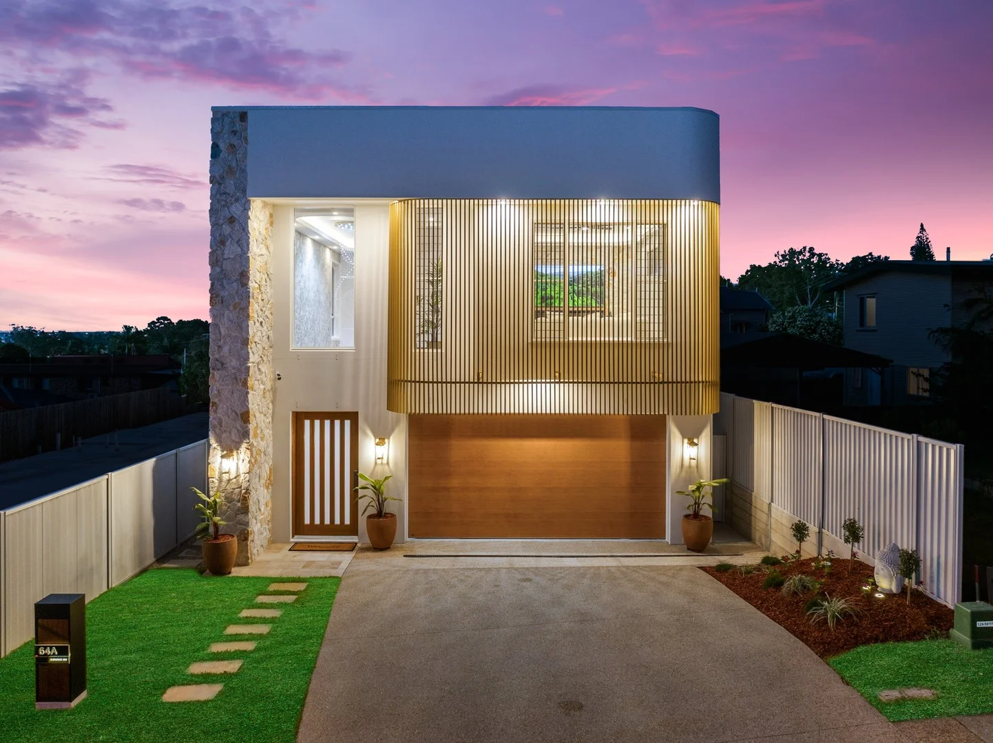 64A Dennis Road, Springwood QLD 4127