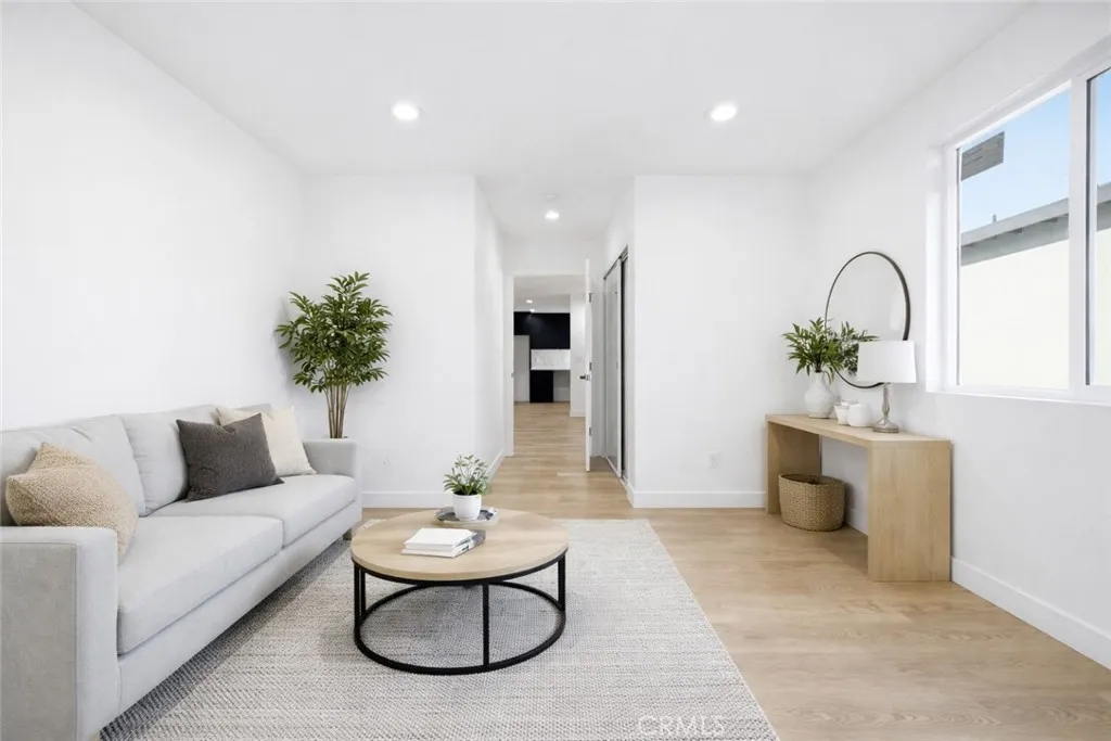 Additional image 25 of 1106 W 74th Street, Los Angeles, CA 90044