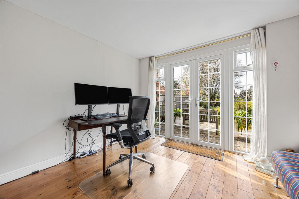 Additional image 4 of 3 bed detached house for saleShinfield Road, Reading RG2