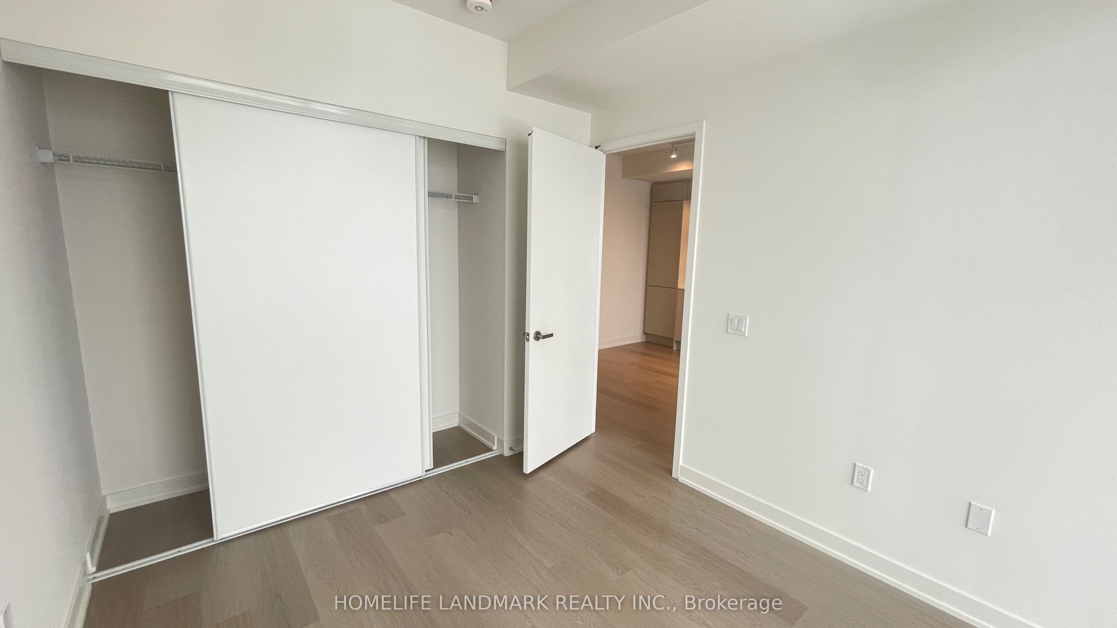 Additional image 6 of 2409-448 Burnhamthorpe Road W, Mississauga, ON, L5B 0R4