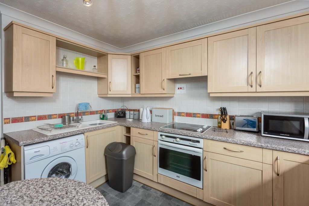 Additional image 22 of 2 bed flat for saleLansdowne, Groves Avenue, Langland, Swansea SA3