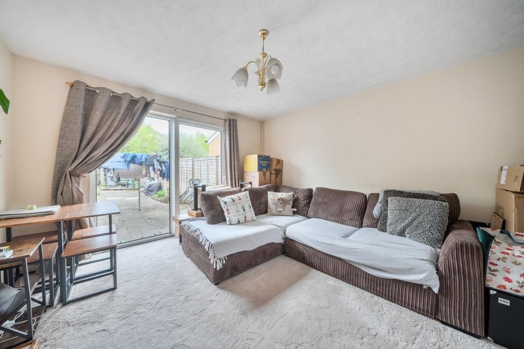 Additional image 2 of 2 bed terraced house to rentThatcham, Berkshire RG19