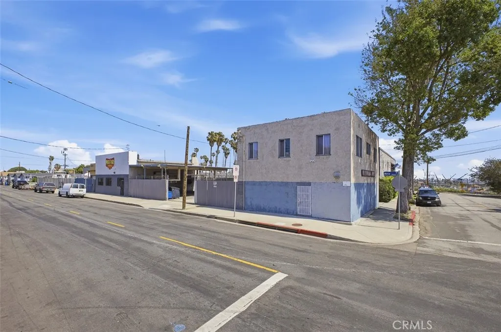 2020 S Mesa St, San Pedro, CA 90731