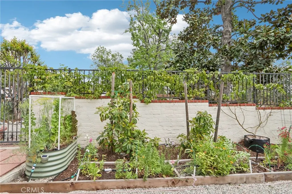Additional image 103 of 1620 Broadview Drive, Glendale, CA 91208