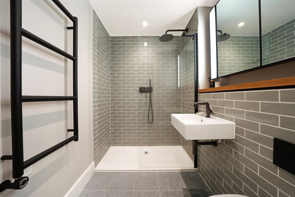 Additional image 14 of 2 bed flat to rentRoyal Engineers Way, Millbrook Park NW7