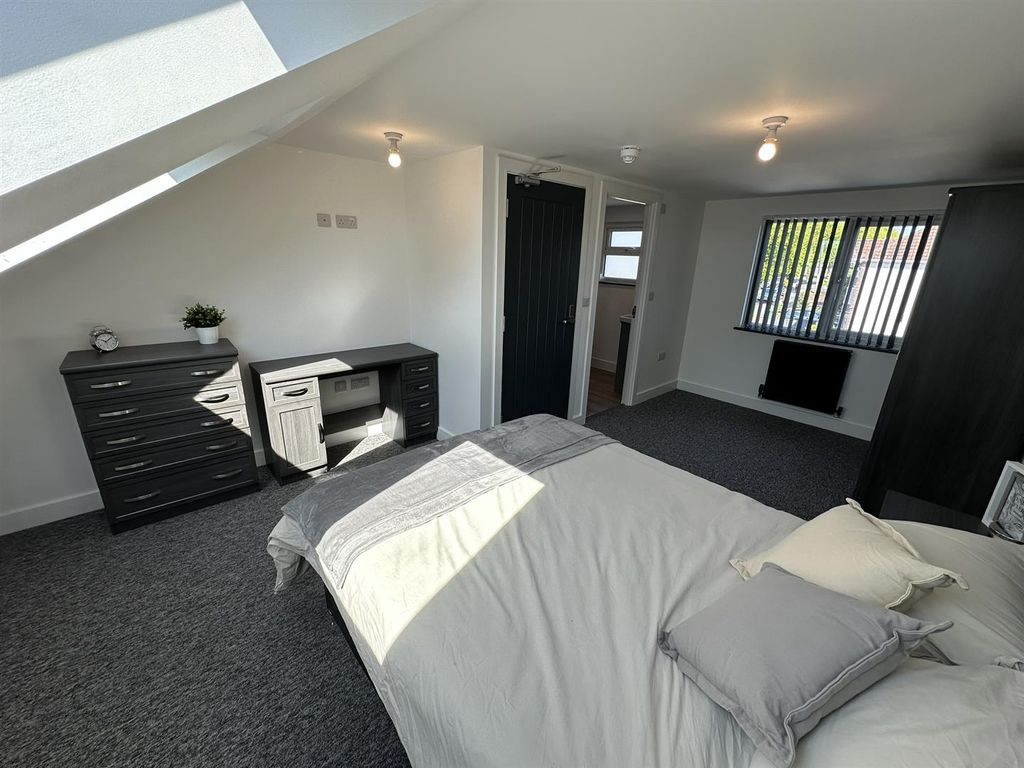 Additional image 3 of Room to rentCharlton Road, Kingswood BS15