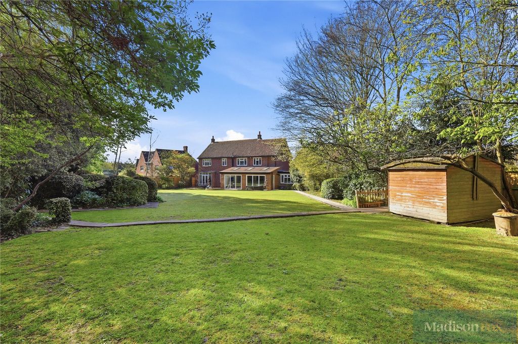 Additional image 22 of 5 bed detached house for saleParkland Close, Chigwell, Essex IG7