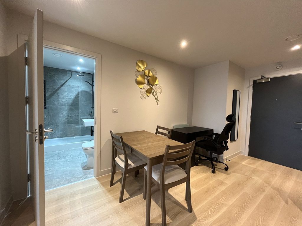 Additional image 4 of 1 bed flat to rentWaterhouse Gardens, 1 Dutton Street, Manchester M3