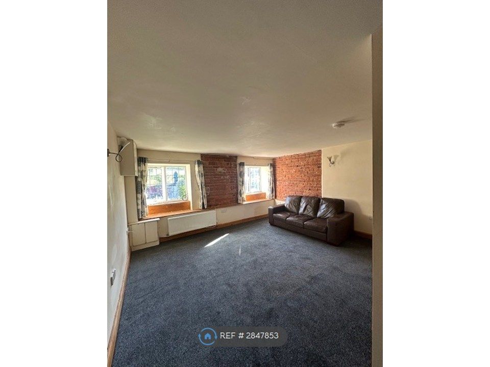 2 bed flat to rentCoach House Mews, Llanrhydd, Ruthin LL15
