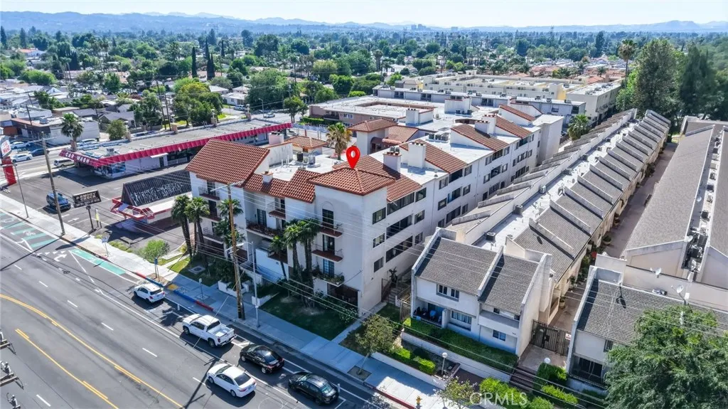 Additional image 73 of 7625 Reseda Blvd Unit 202, Reseda, CA 91335