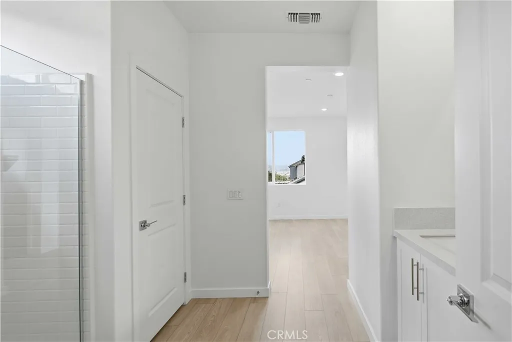 27305 Bear Creek Lane, Valencia, CA 91381