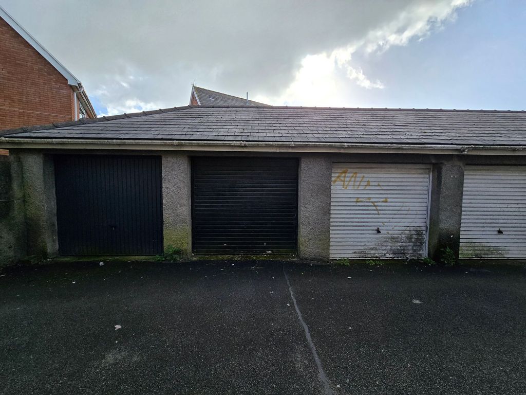 Additional image 25 of 3 bed semi-detached house for saleWaun Bant Road, Kenfig Hill CF33