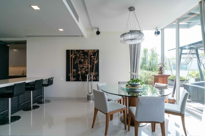 1 Amber Gardens photo 5