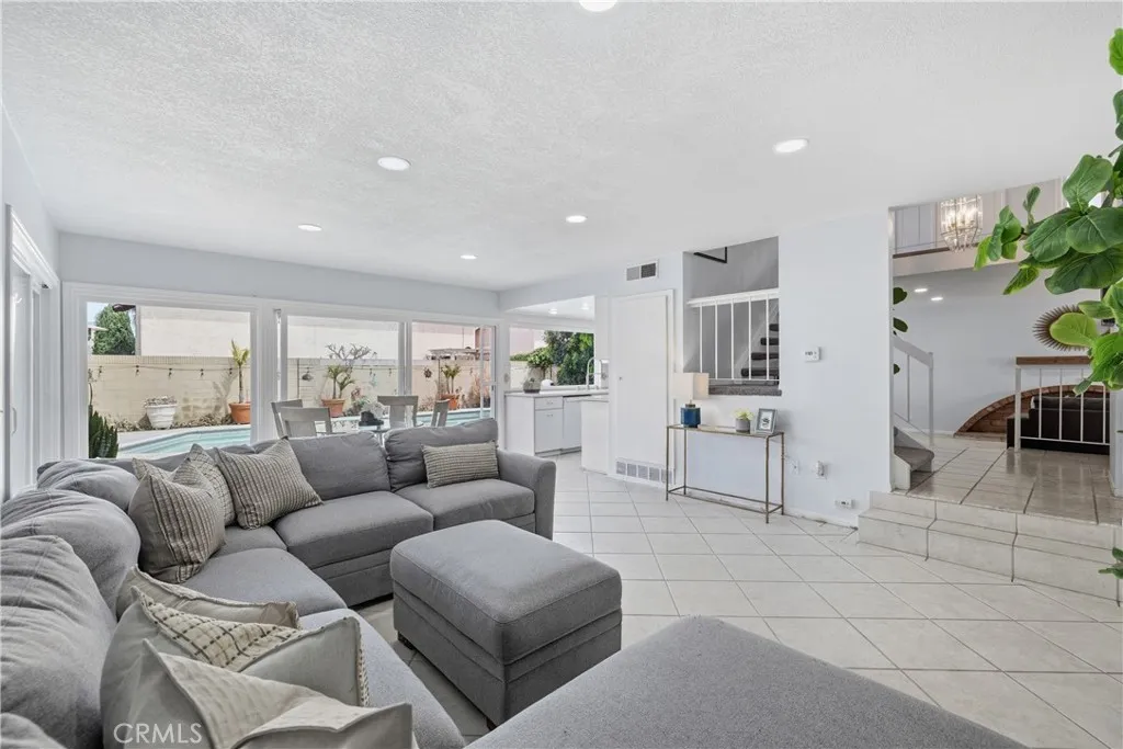 Additional image 22 of 4395 Avenida Carmel, Cypress, CA 90630
