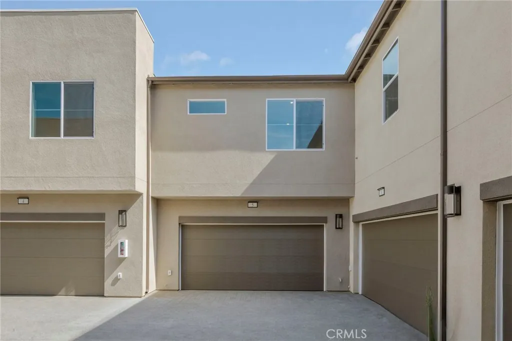 3648 S. Eichler Paseo Unit 5, Ontario, CA 91761