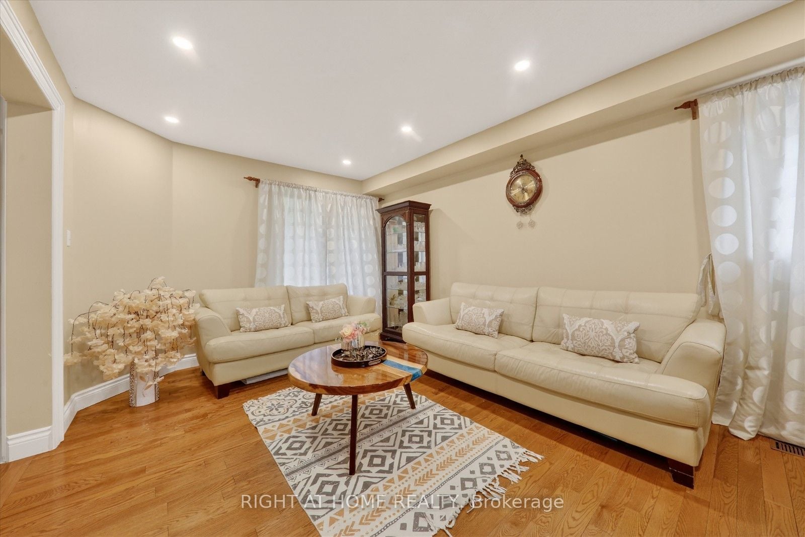 226 Manse Road, Toronto, ON, M1E 3V4 photo 5