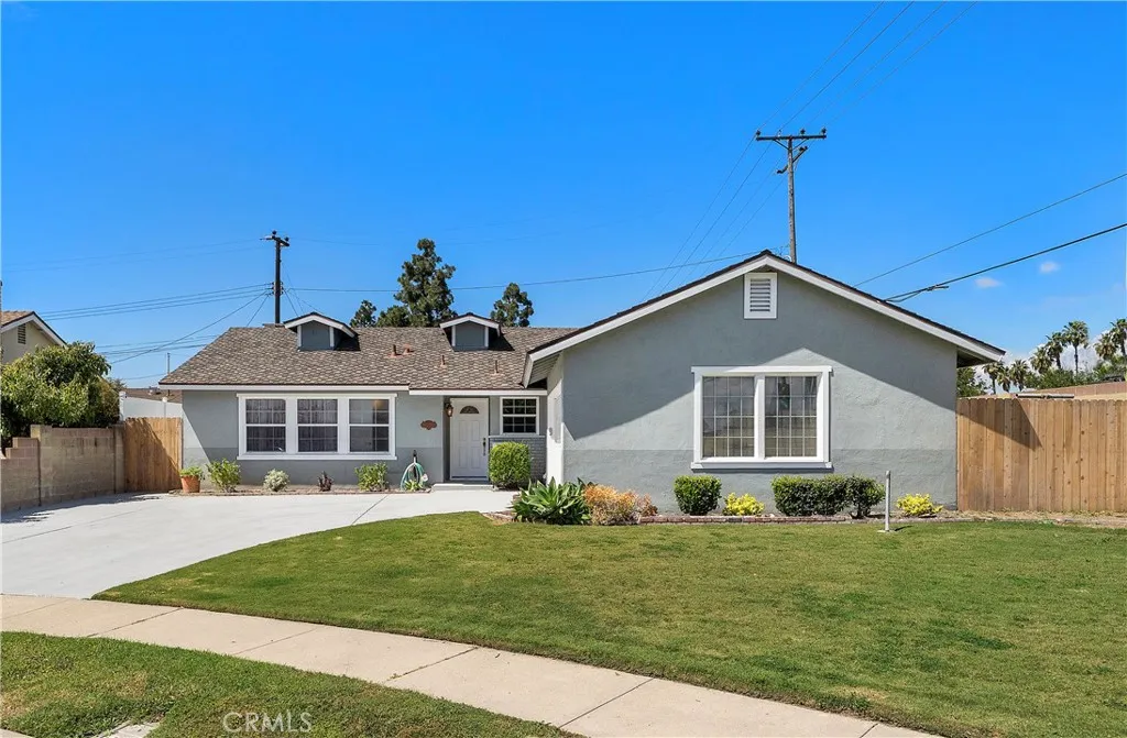 Additional image 3 of 15001 Sussex Circle, Huntington Beach, CA 92647