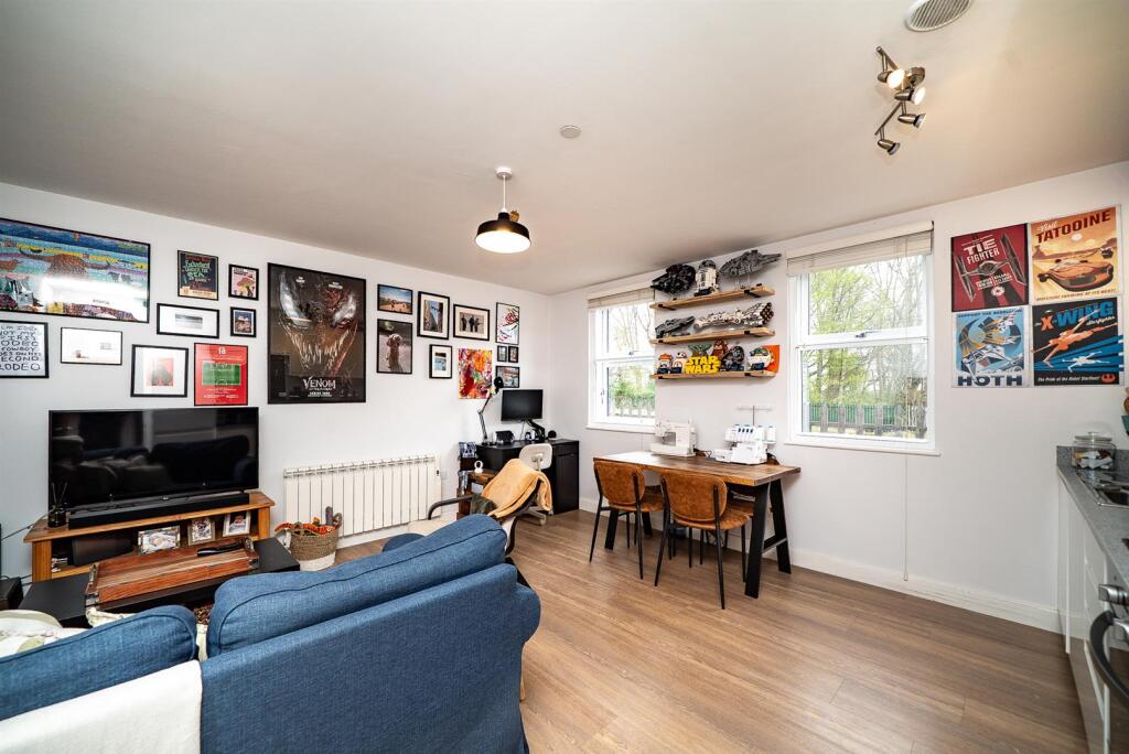 Porters Wood, St. Albans photo 5