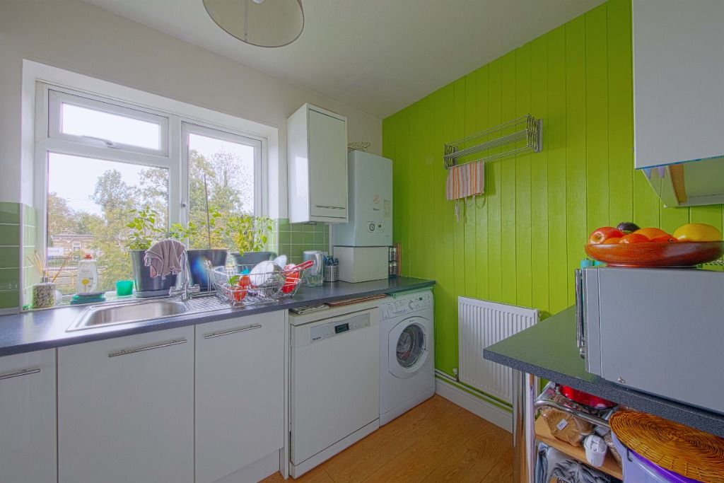 Additional image 12 of 2 bed flat for saleSomerset Lodge, Courtlands, Maidenhead SL6
