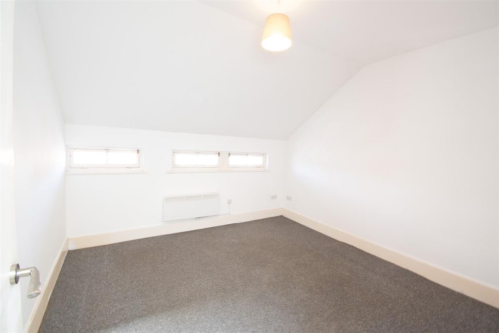 Additional image 23 of 2 bed flat to rentDock View Road, Barry CF63