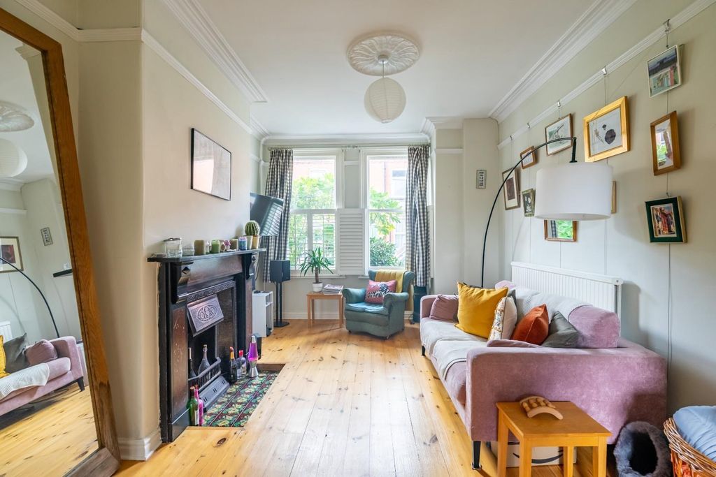 Additional image 2 of 3 bed terraced house to rentAlbemarle Road, South Bank, York YO23