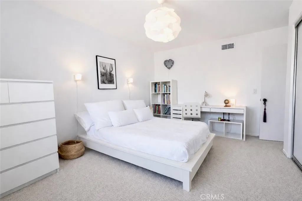 Additional image 59 of 4709 Dunman Ave, Woodland Hills, CA 91364