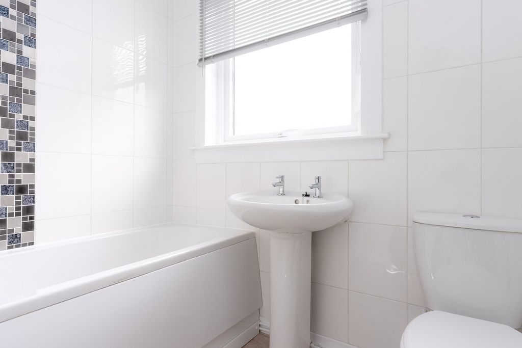 Additional image 13 of 3 bed semi-detached house for saleLivingstone Crescent, Falkirk FK2