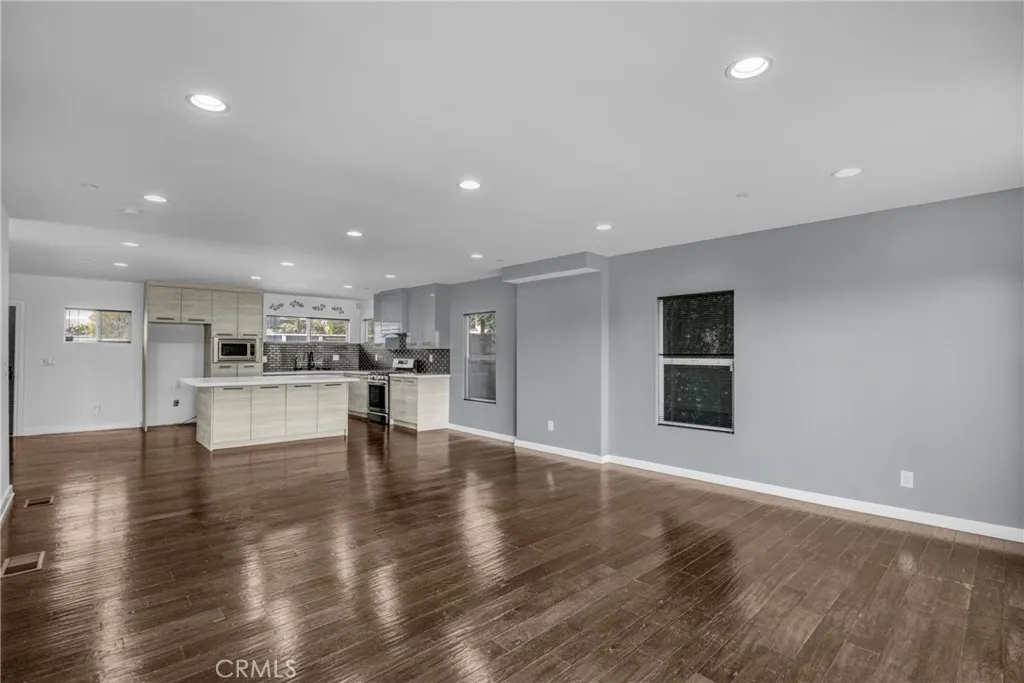 Additional image 9 of 3439 Winslow Dr, Los Angeles, CA 90026