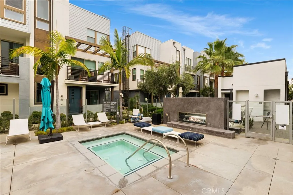 Additional image 95 of 210 Placemark, Irvine, CA 92614
