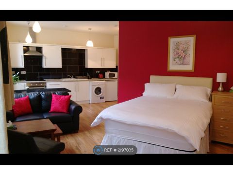 Cobourg Street, Manchester M1, Studio to rent