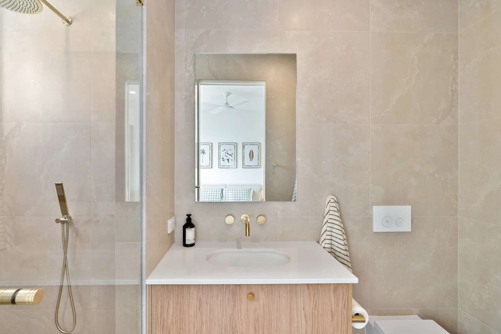 Additional image 18 of 2/64 West Burleigh Road, Burleigh Heads QLD 4220