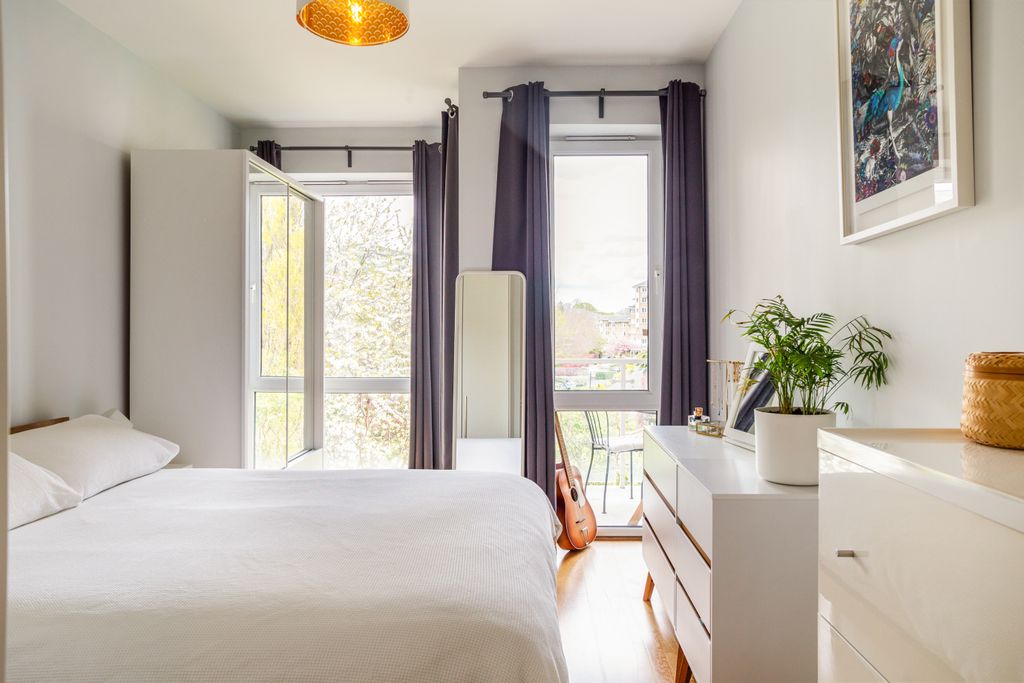 Additional image 14 of 1 bed flat for sale40 Melliss Avenue, Richmond TW9